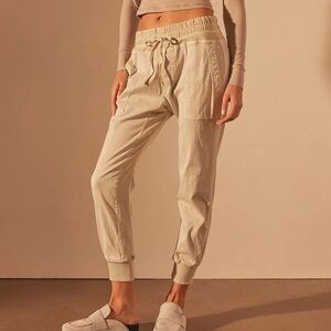 James Perse MIXED MEDIA PANT size 0 talc color